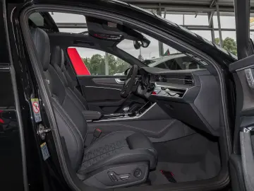 RS6 Avant TFSI Q DYNAMIK  KERAMIK LM22 AHK PANO