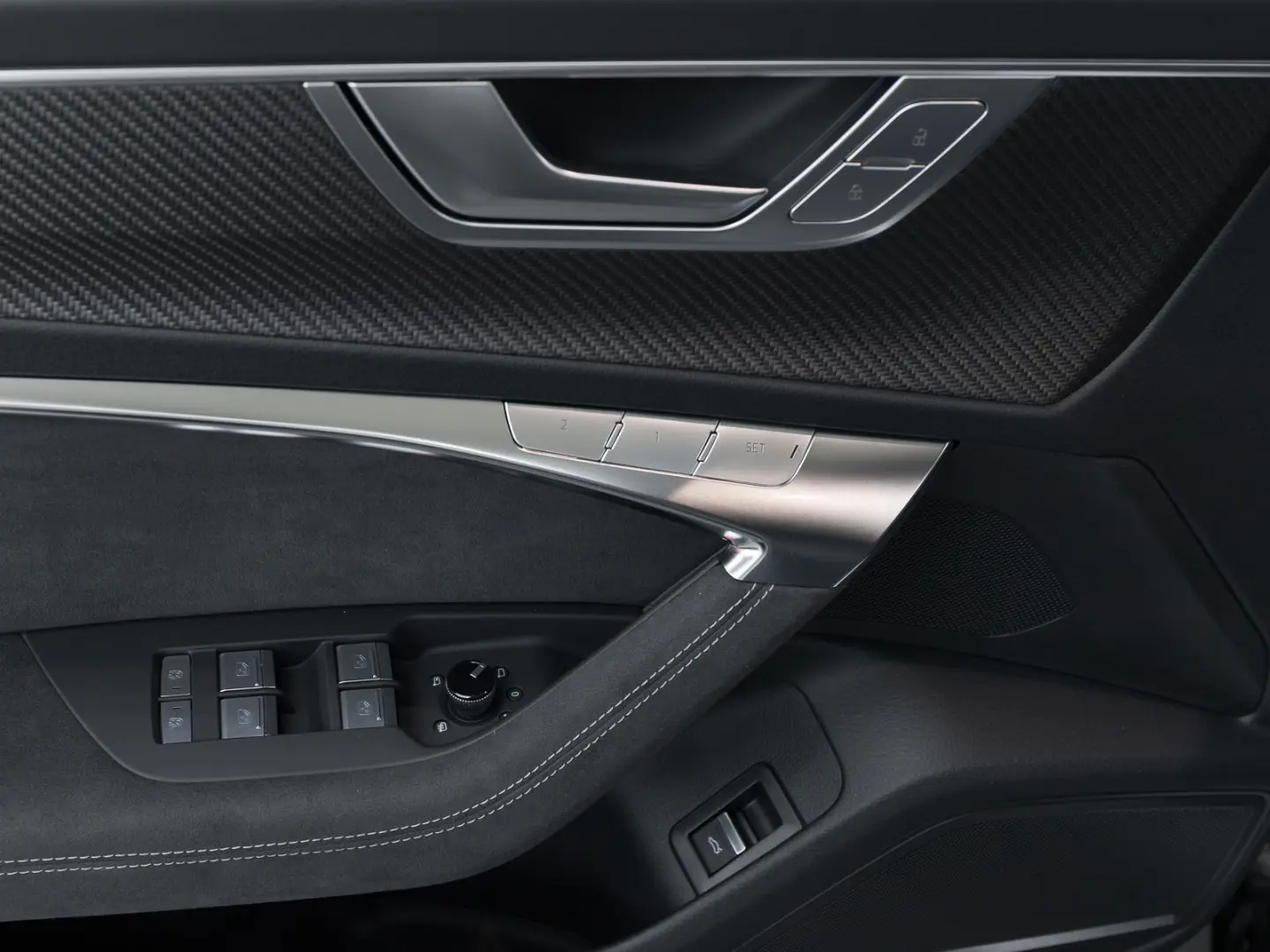 RS6 Avant TFSI Q DYNAMIK  KERAMIK LM22 AHK PANO