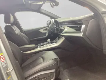 Q7 45 TDI Q 2x S LINE 7-SITZE PANO AHK LUFT LEDE
