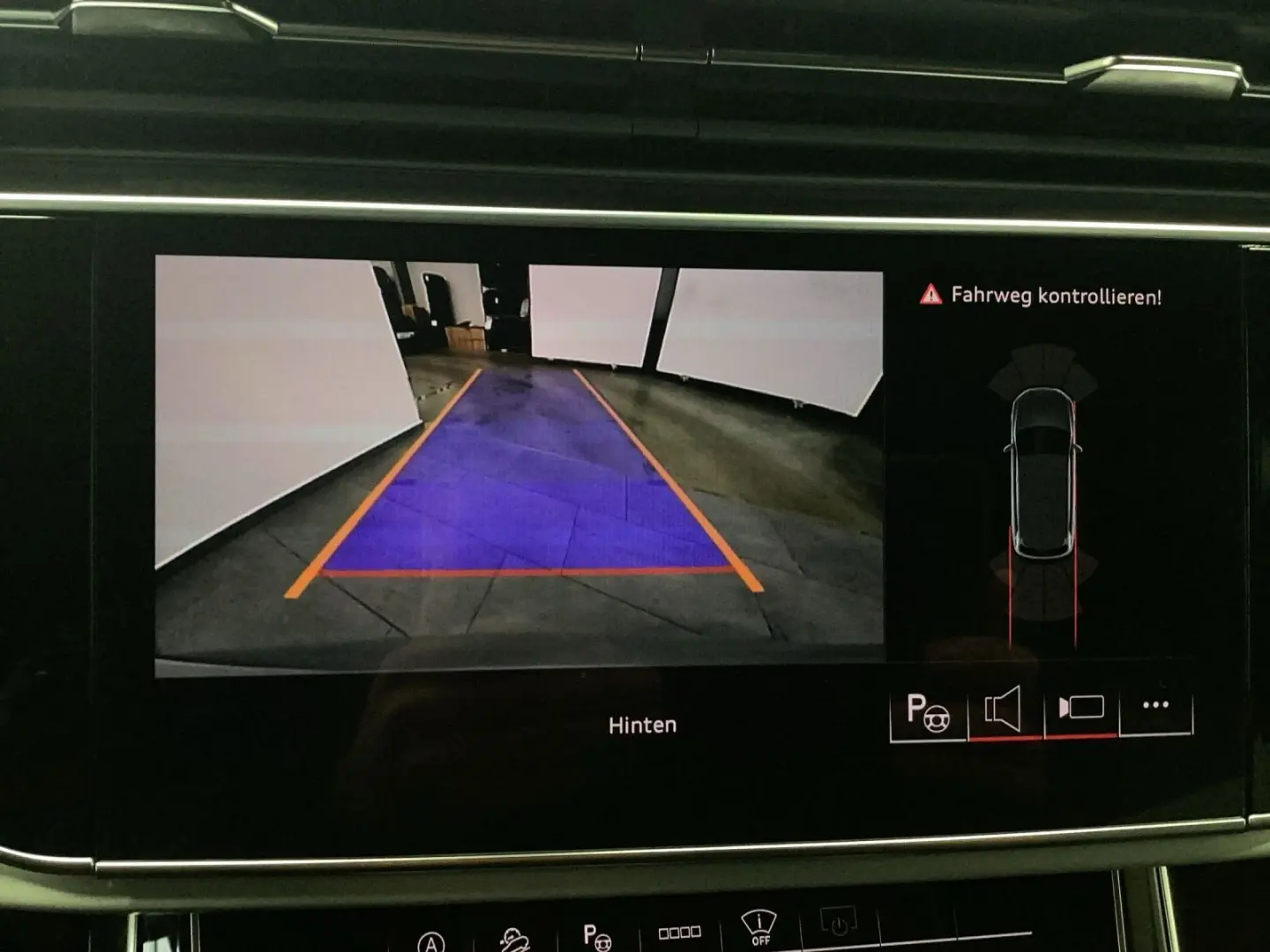 Q7 45 TDI Q 2x S LINE 7-SITZE PANO AHK LUFT LEDE