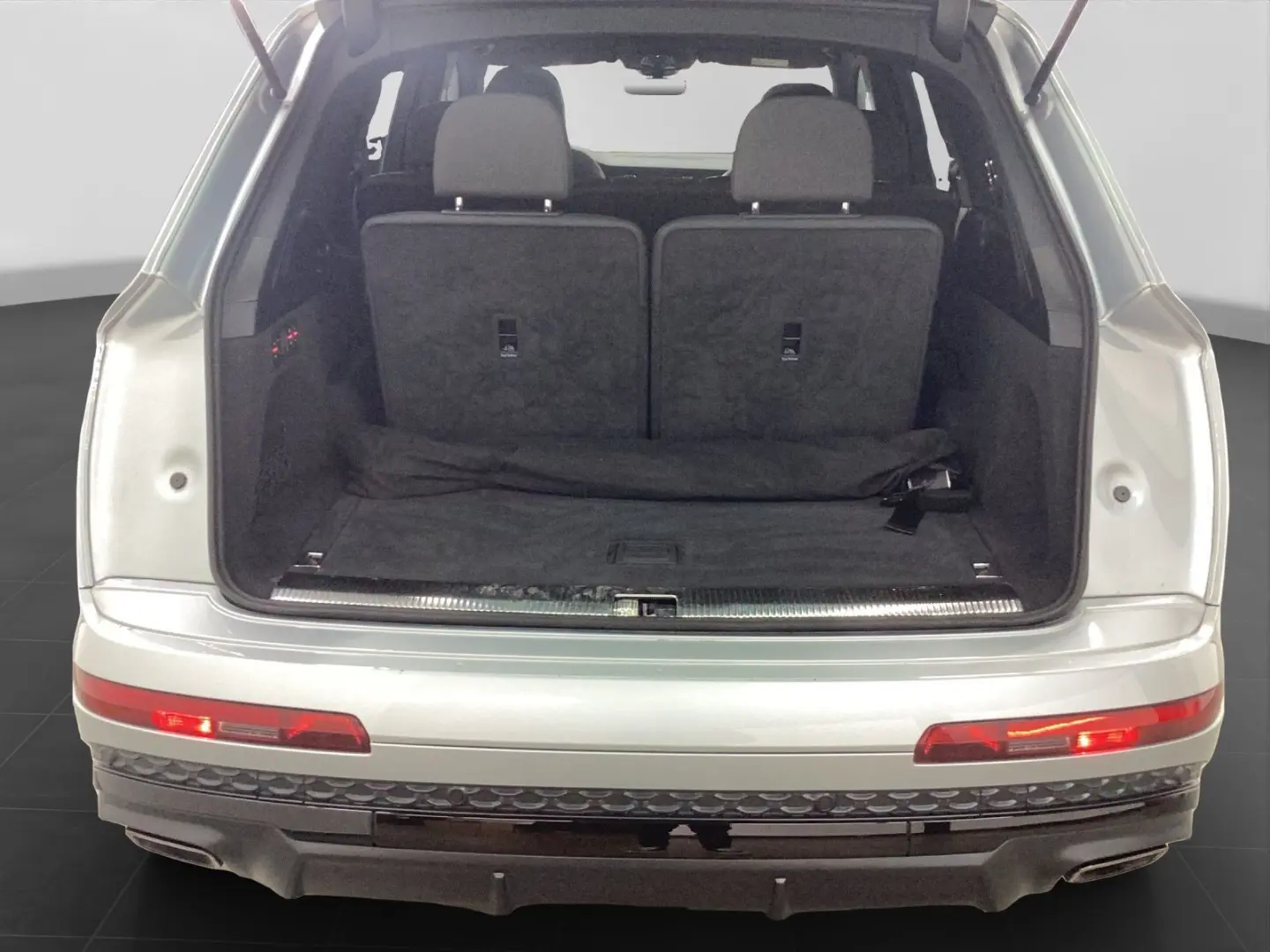 Q7 45 TDI Q 2x S LINE 7-SITZE PANO AHK LUFT LEDE