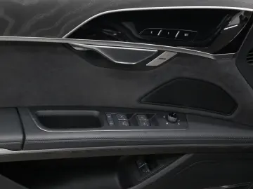 A8 Lang 60 TFSIe Q NP155 LM20 PANO NACHTSICHT 4x