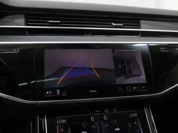 A8 Lang 60 TFSIe Q NP155 LM20 PANO NACHTSICHT 4x