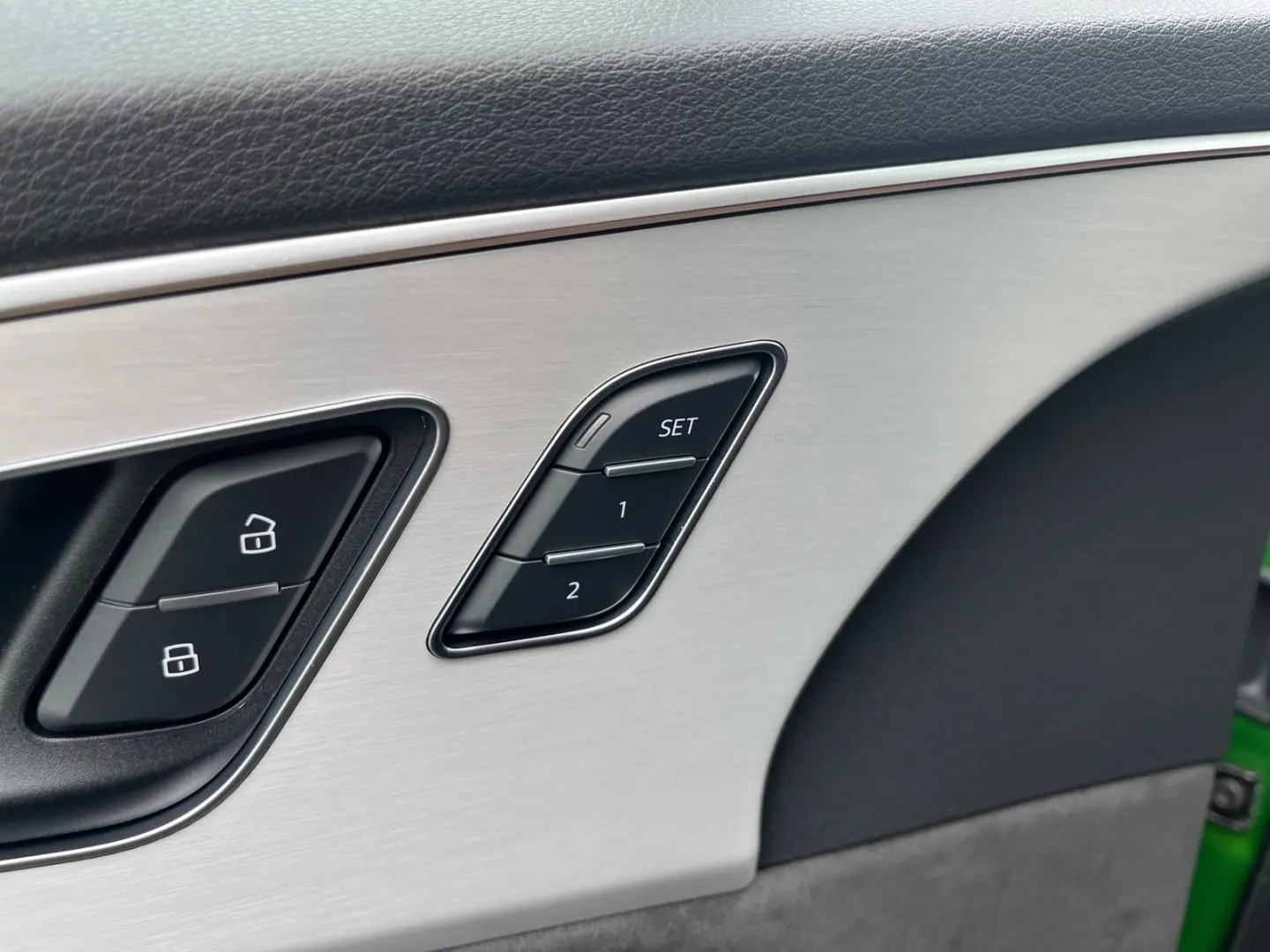 SQ7 4.0 TFSI quattro  B&O MATRIX KAMERA STANDH