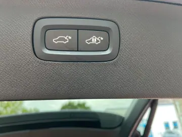 XC90 T8 AWD Ultra Dark  LFW HUD AHK PANO