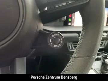 911 Carrera 4 GTS Schiebedach 18W BOSE RFK