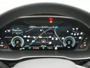 Q3 Sportback 45 e S line ACC NAVI SHZ SONOS