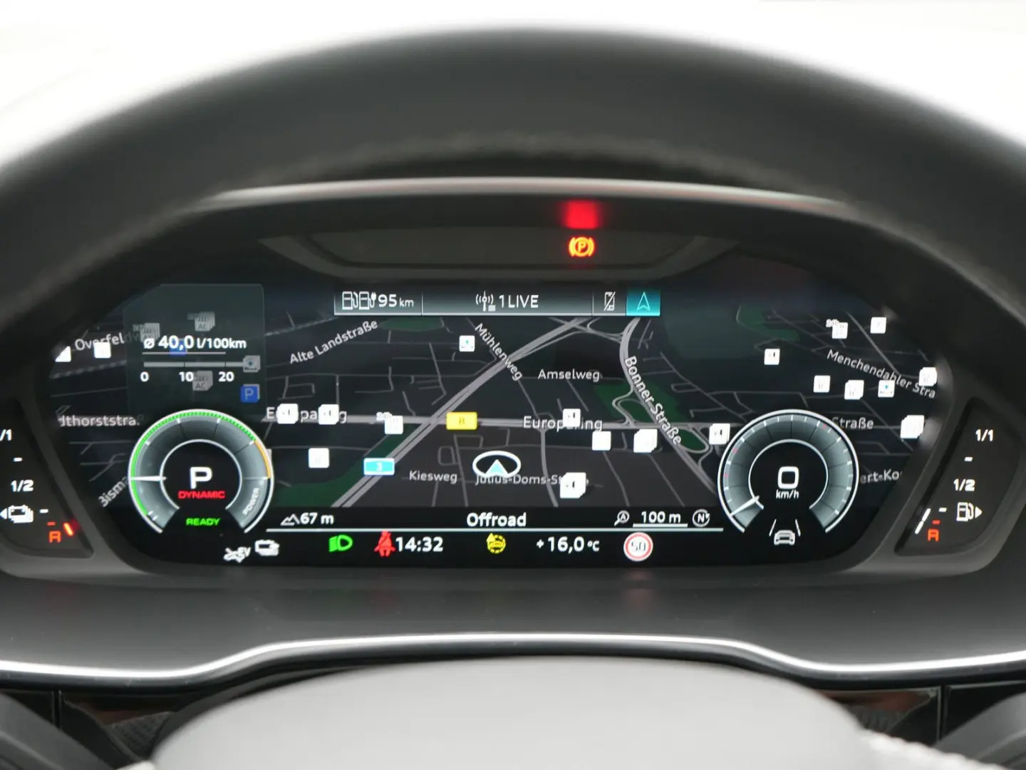 Q3 Sportback 45 e S line ACC NAVI SHZ SONOS