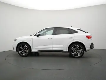 Q3 Sportback 45 e S line ACC NAVI SHZ SONOS