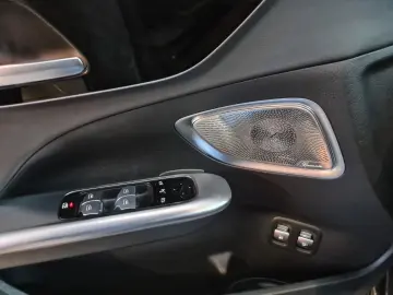 C 300e 2x AMG Night Pano ACC 360  LED MBUX  DAB