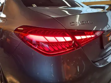 C 300e 2x AMG Night Pano ACC 360  LED MBUX  DAB