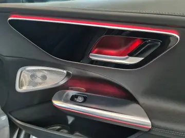 C 300e 2x AMG Night Pano ACC 360  LED MBUX  DAB