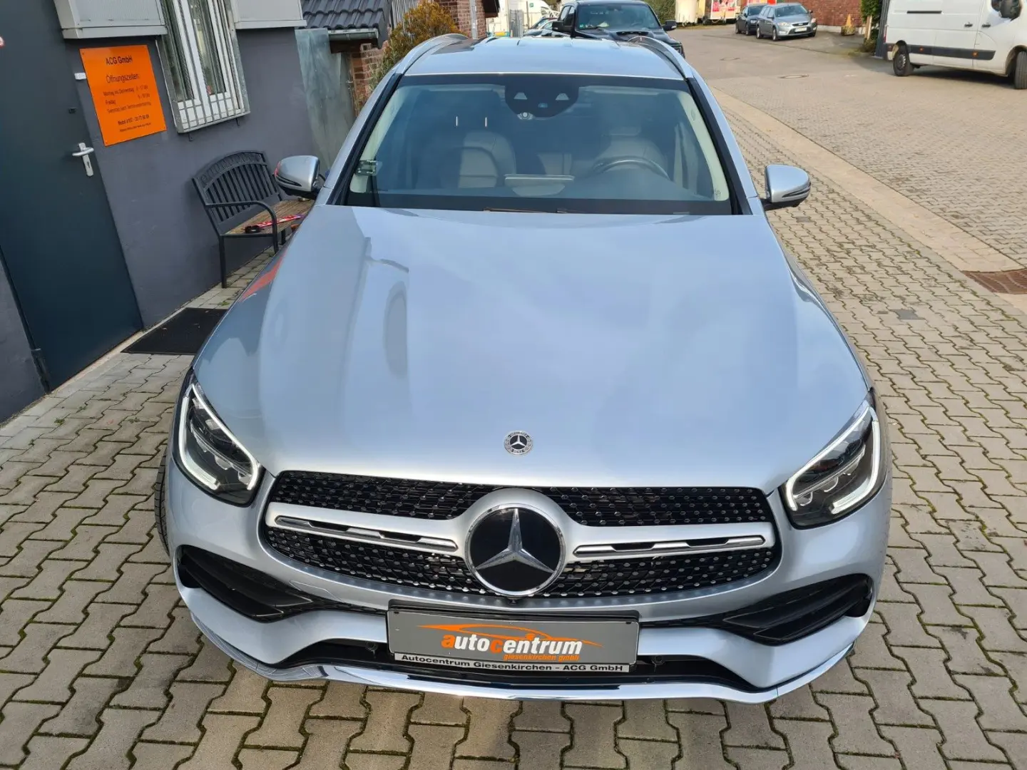 GLC 300e 2x AMG ACC Memo AHK 360  Alarm Trittbr