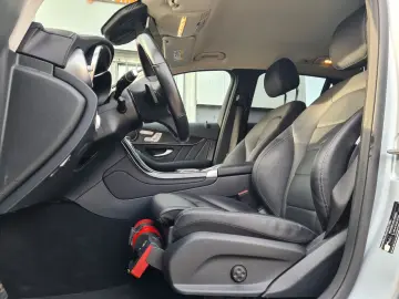 GLC 300e 2x AMG ACC Memo AHK 360  Alarm Trittbr