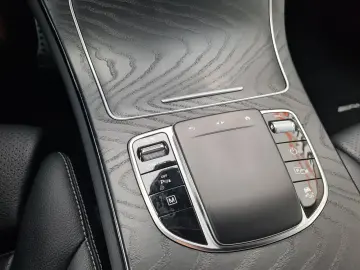 GLC 300e 2x AMG ACC Memo AHK 360  Alarm Trittbr