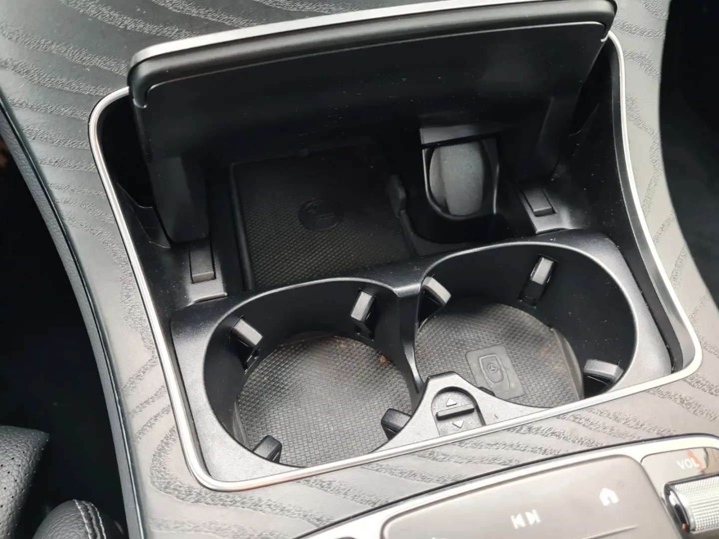 GLC 300e 2x AMG ACC Memo AHK 360  Alarm Trittbr