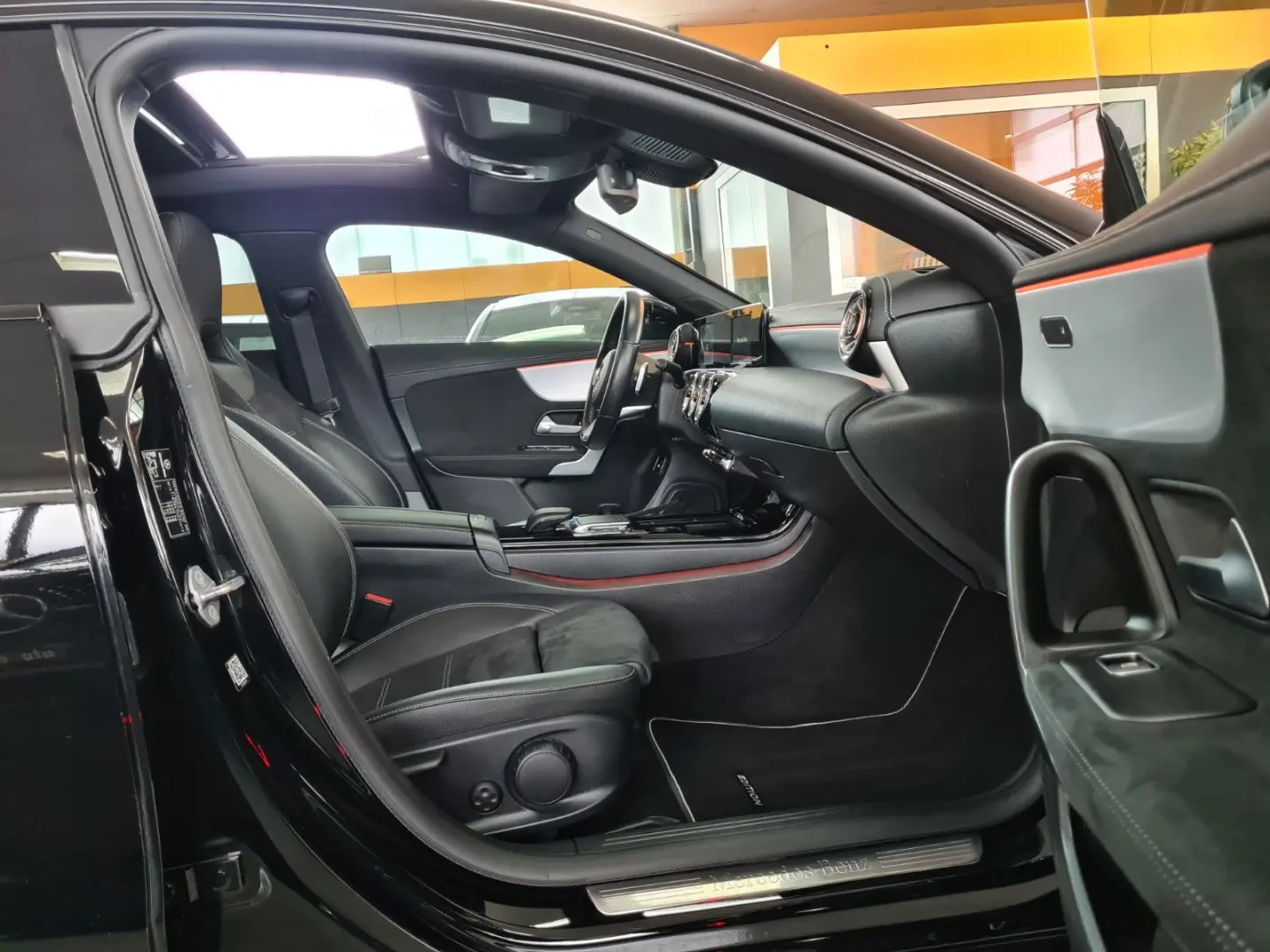 CLA 250e Cpe AMG Night Pano MBUX  MltBeam RF-Kam