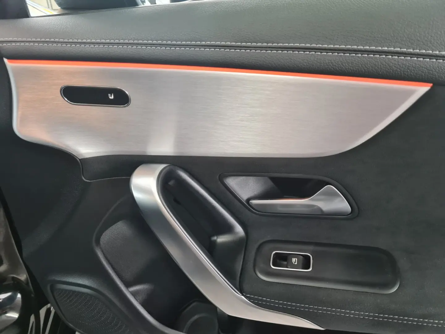 CLA 250e Cpe AMG Night Pano MBUX  MltBeam RF-Kam