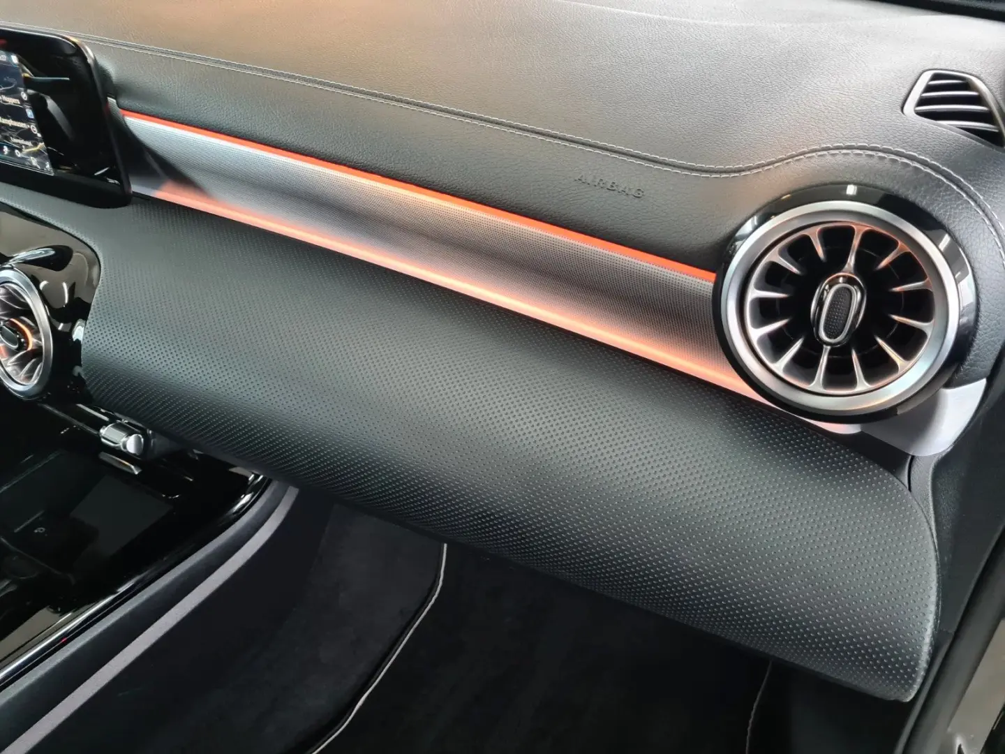 CLA 250e Cpe AMG Night Pano MBUX  MltBeam RF-Kam