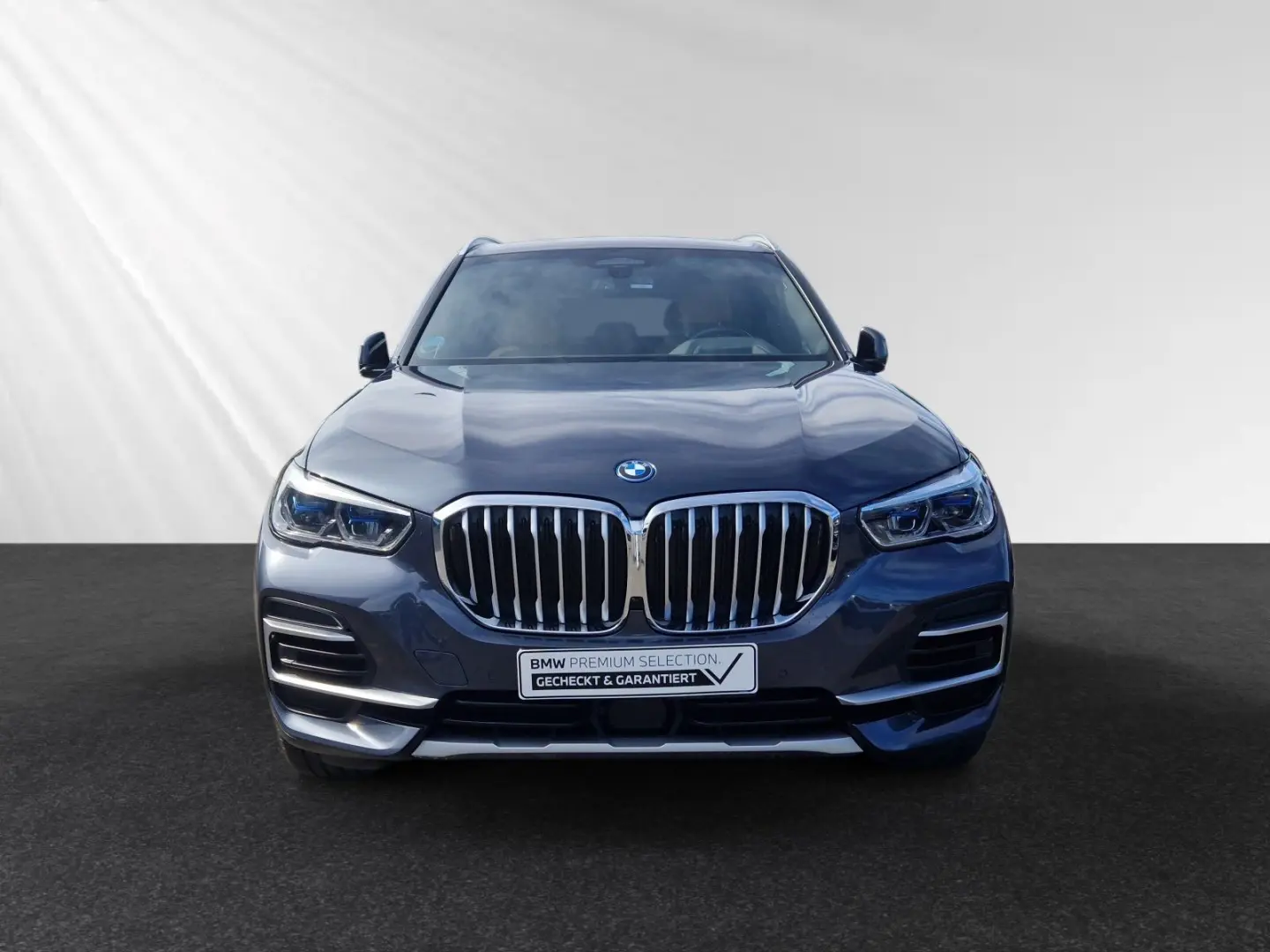 X5 xDrive45e xLine 21  AHK Pano DA-Prof. Laser