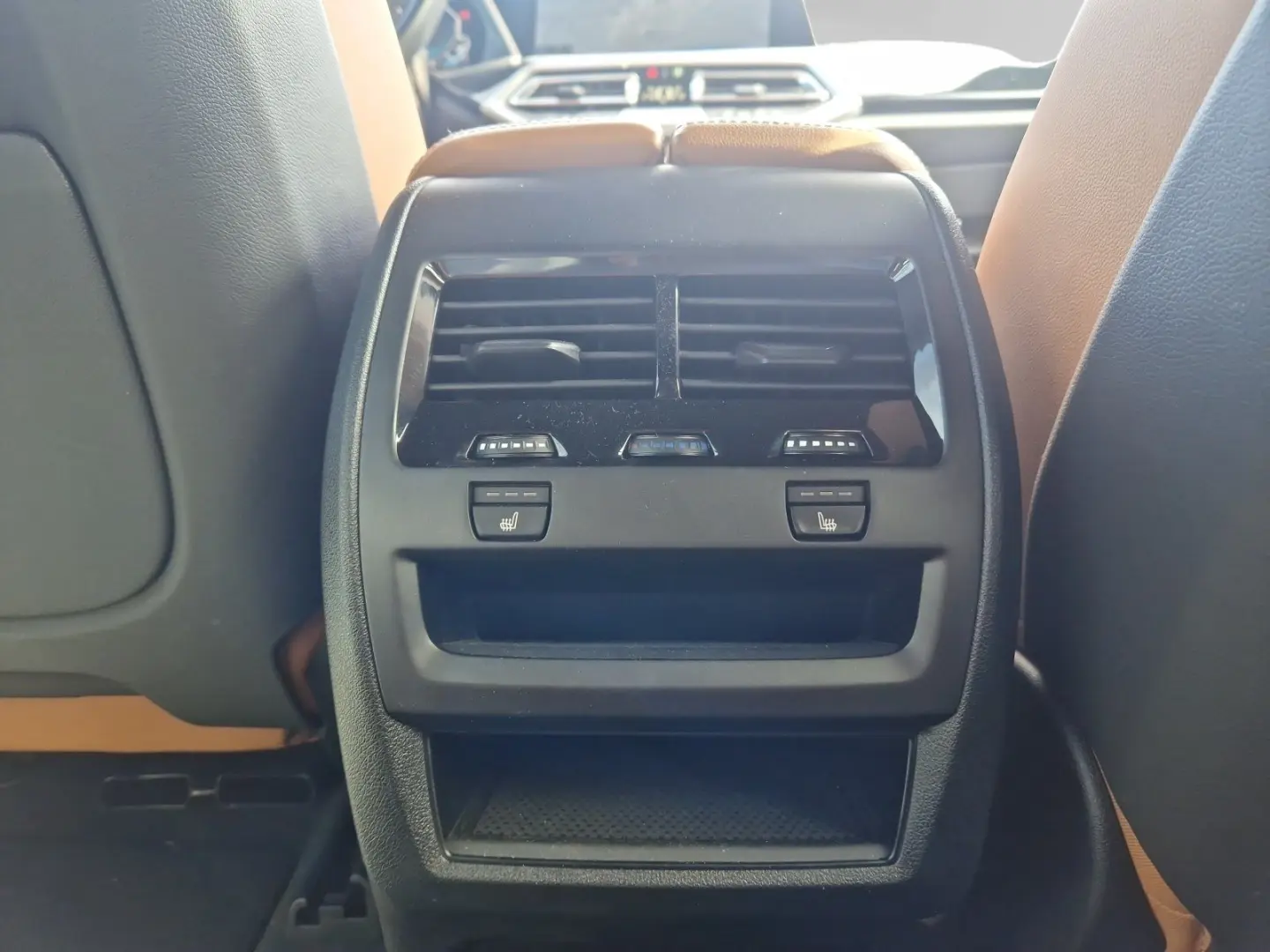 X5 xDrive45e xLine 21  AHK Pano DA-Prof. Laser