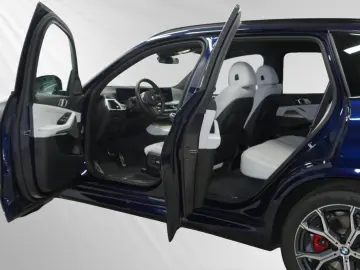 X5 xDrive30d  € 1.190 Zubehörbonus M Sport Pro