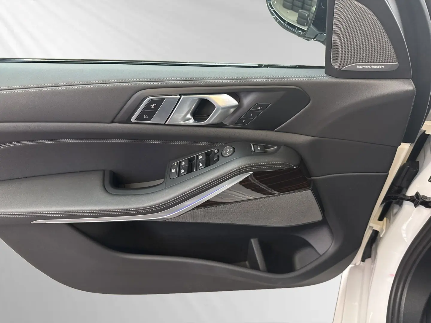 X5 xDrive40d  € 1.190 Zubehörbonus M Sport Pano