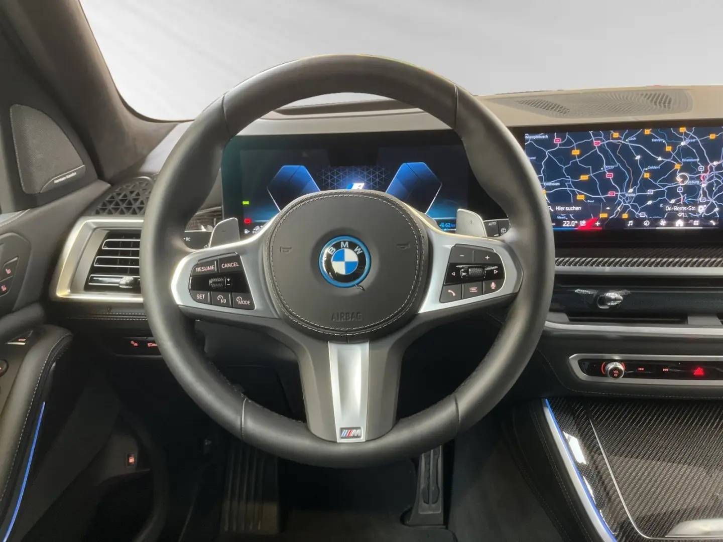 X5 xDrive50e M Sport Pro Massage Autobahnassist.