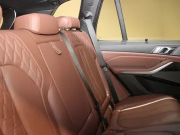 X5 xDrive40d Head-Up DAB WLAN Standhzg. RFK AHK