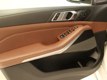 X5 xDrive40d Head-Up DAB WLAN Standhzg. RFK AHK