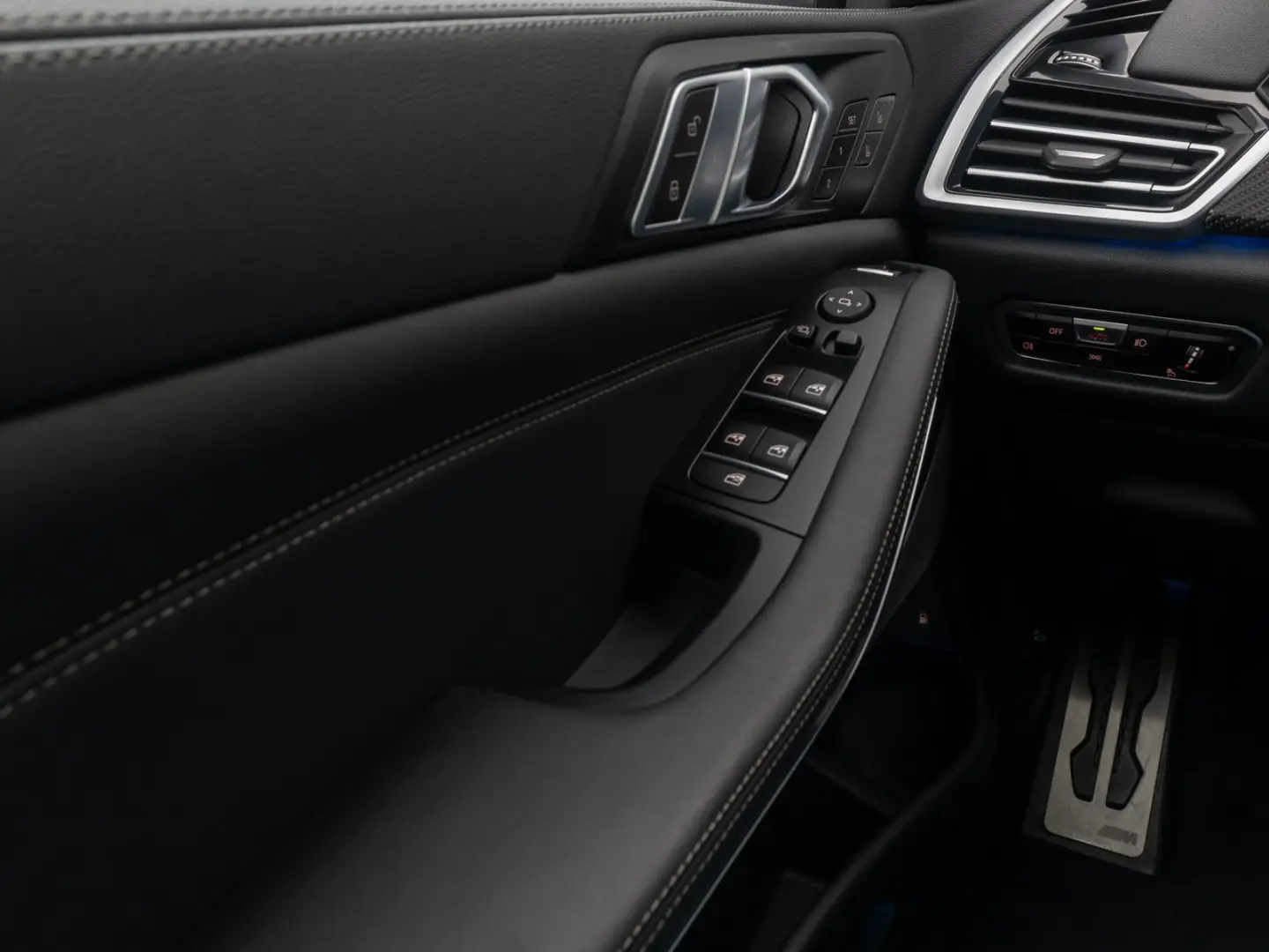 X5 xD45e M Sport HUD 360 Laser DAB SkyLounge H K