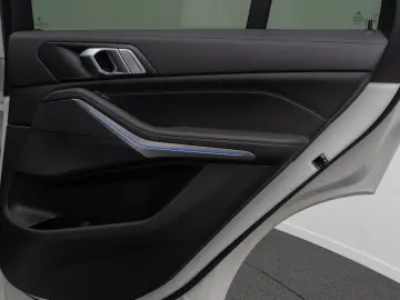 X5 xD30d M Sport 360  HUD HiFi DAB AHK Panorama