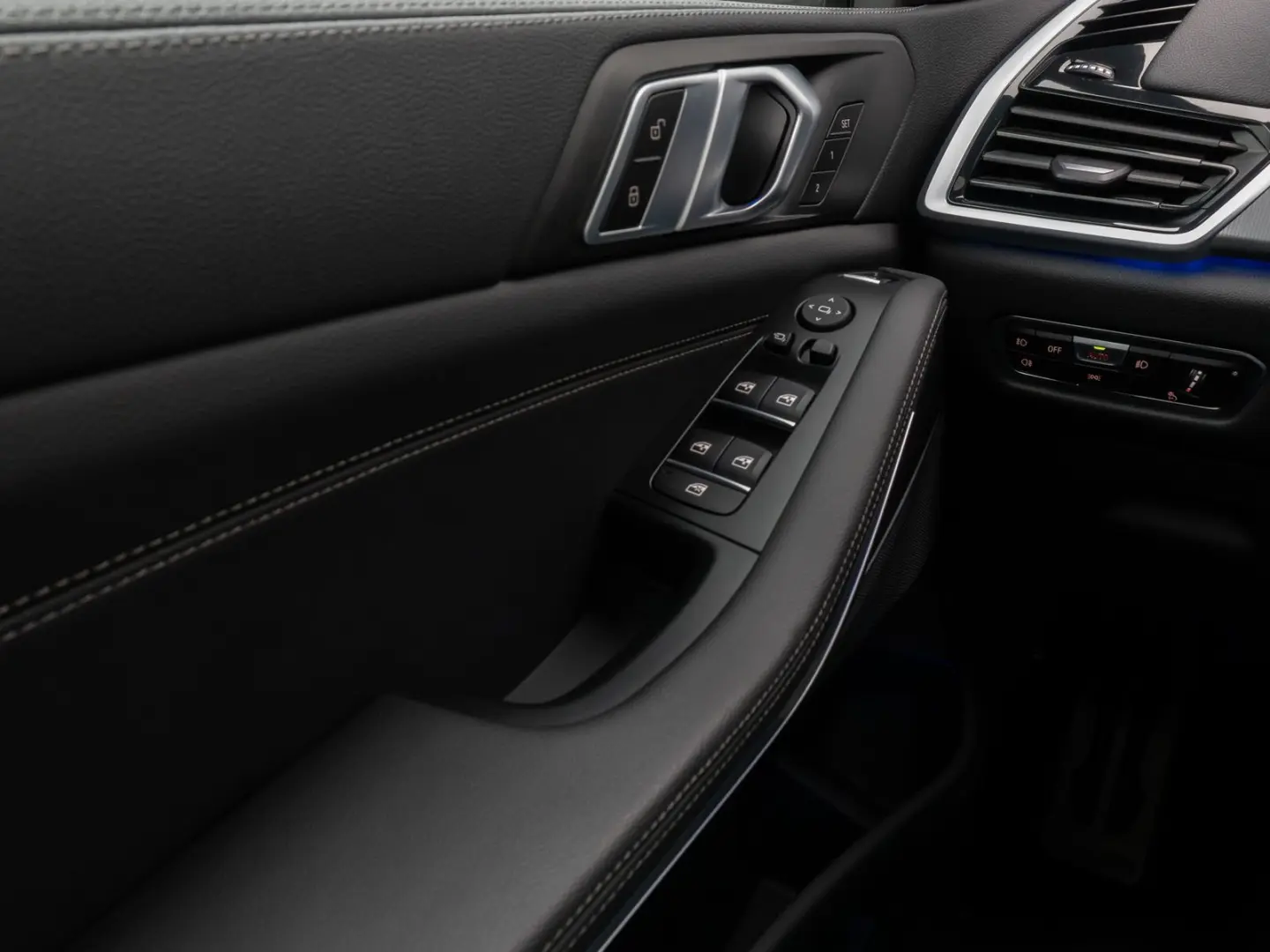 X5 xD30d M Sport 360  HUD HiFi DAB AHK Panorama