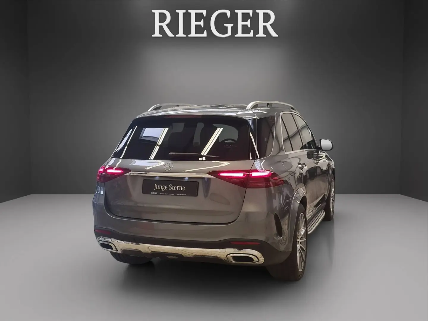 GLE 300 d 4M AMG Airmatic AHK MEMORY Alarm 21