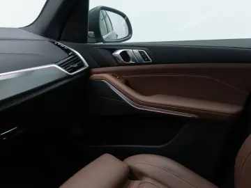 X5 xD40i M Sport Panorama 360 HUD Laser DAB HiFi