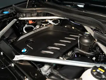 X5 xDrive 30d M Sport MassgSitz StandHeiz HeadUp