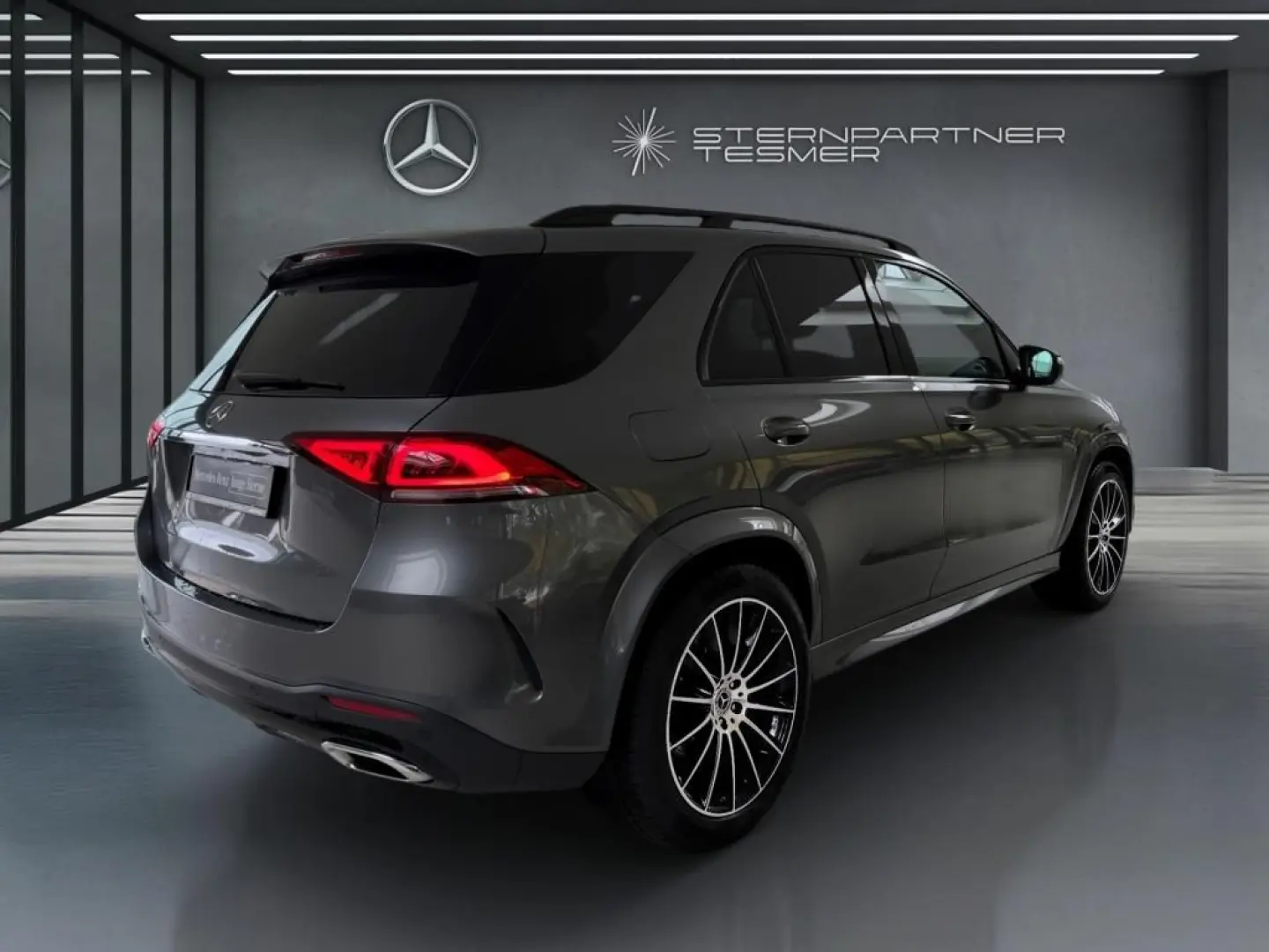 GLE 300 d 4M AMG Night MBEAM BURM DISTR PANO AHK