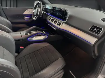 GLE 300 d 4M AMG Night MBEAM BURM DISTR PANO AHK