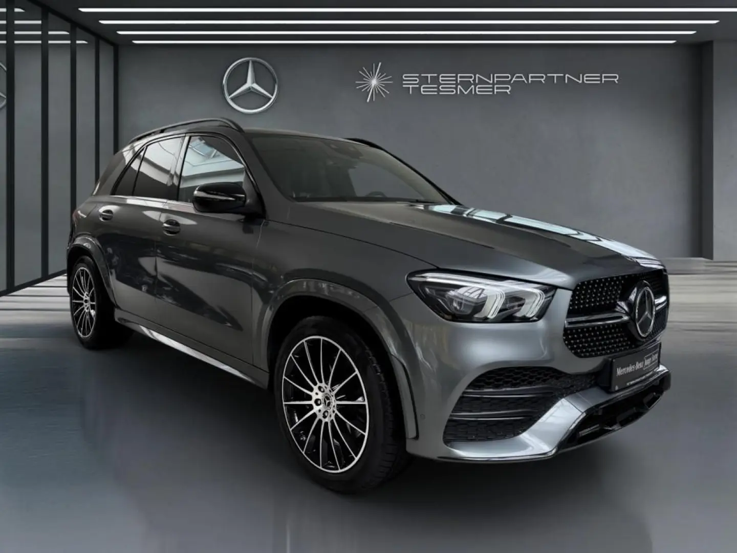 GLE 300 d 4M AMG Night MBEAM BURM DISTR PANO AHK