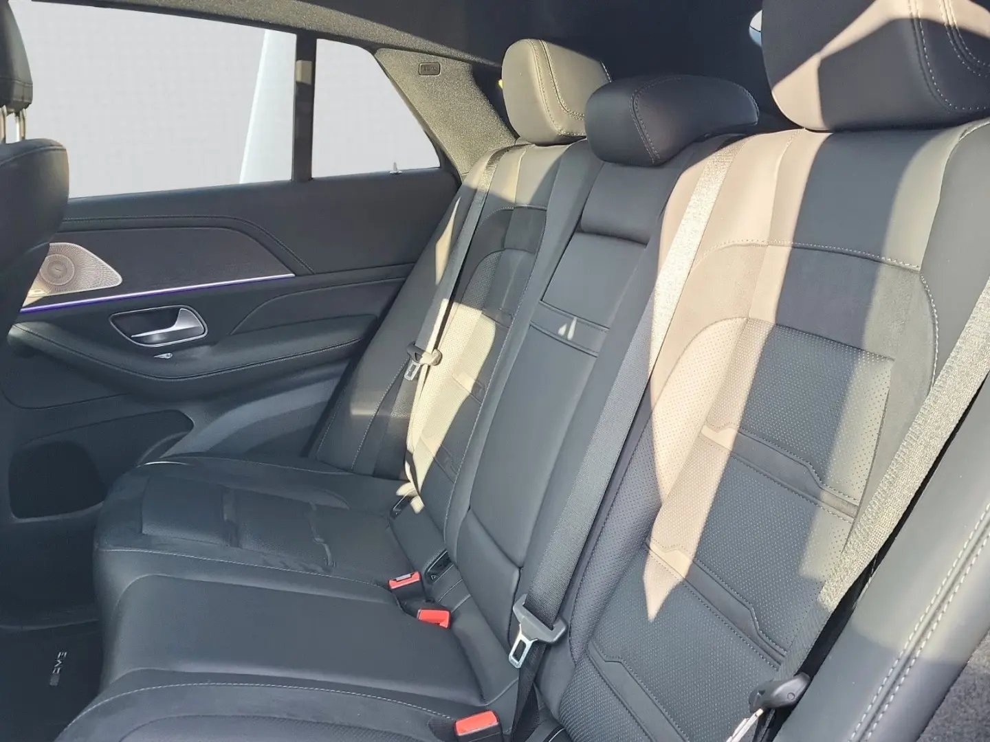 GLE 53 AMG Nightpaket Pano Burmester HUD 360 22