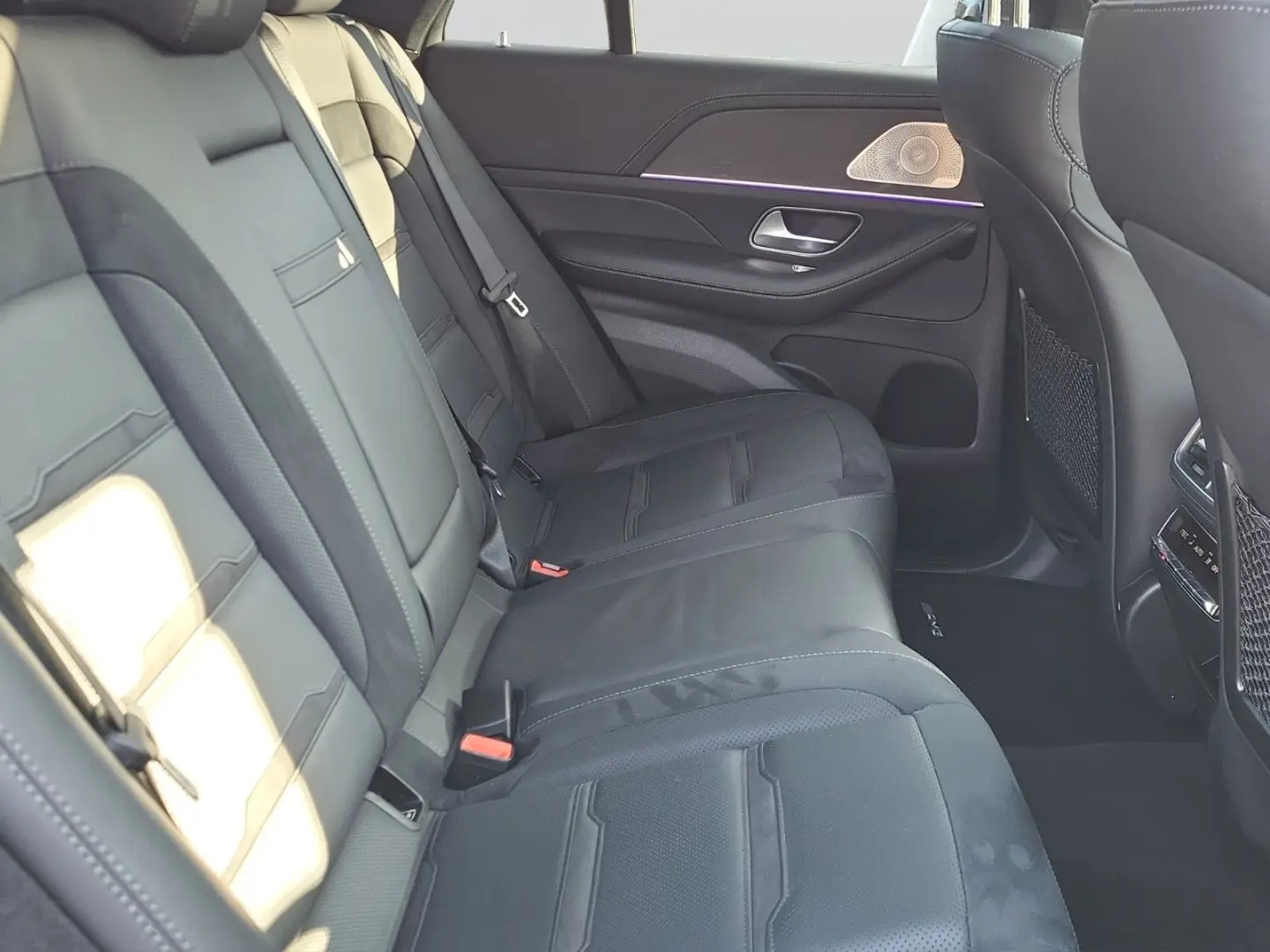 GLE 53 AMG Nightpaket Pano Burmester HUD 360 22