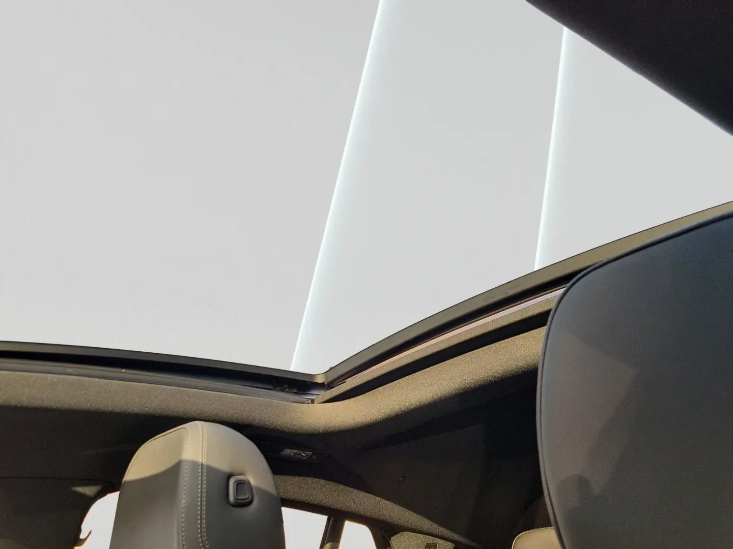 GLE 53 AMG Nightpaket Pano Burmester HUD 360 22