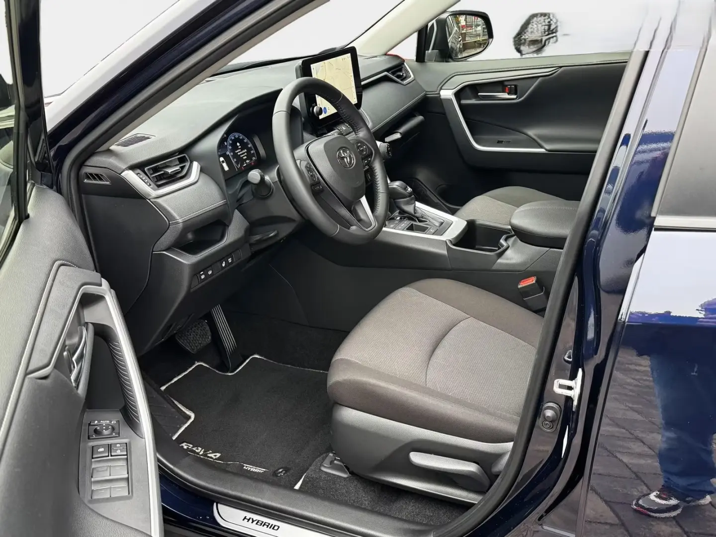 RAV4 2.5 VVT-i Hybrid Team D