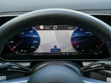 GLC 300 4MATIC Coupé AMG-Sport Burm Pano Digital