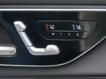 GLC 300 4MATIC Coupé AMG-Sport Burm Pano Digital