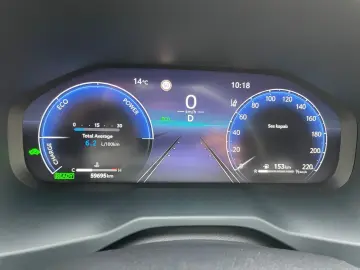 RAV 4 2.5 4x2 Hybrid Team D