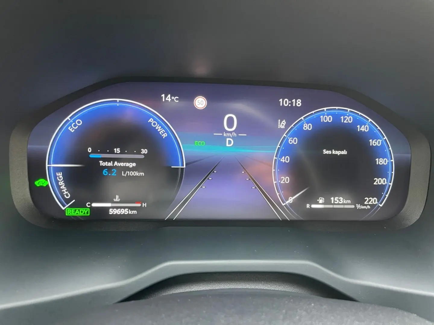 RAV 4 2.5 4x2 Hybrid Team D