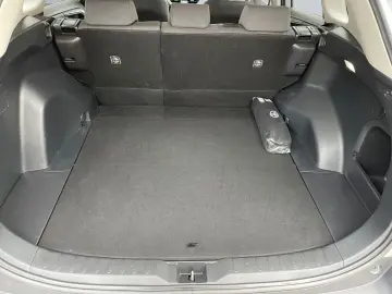 RAV 4 2.5 4x2 Hybrid Team D