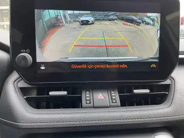 RAV 4 2.5 4x2 Hybrid Team D