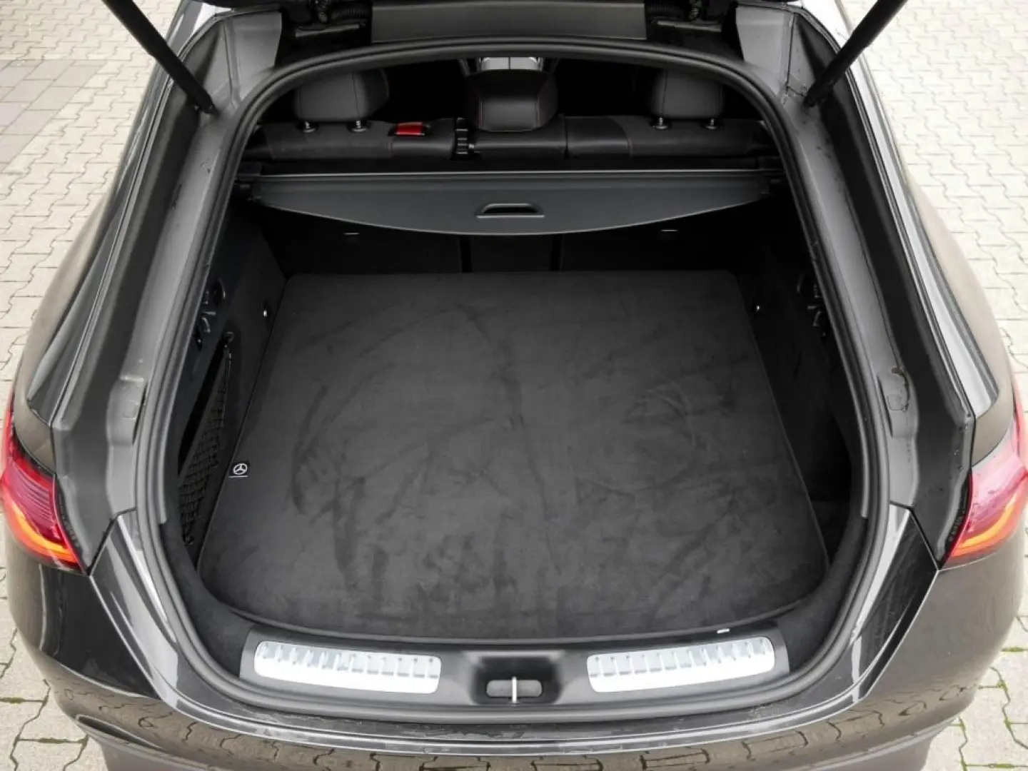 GLC 43 AMG 4M Coupé Pano Burm AHK Distr Memo 20'